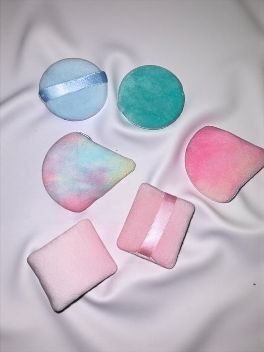 Houppette de Poudre en Velours – Forme et Couleur Aléatoire 🎀